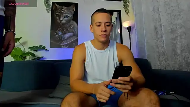 Snapshot of MattMeness chatting on February 19, 7:17 am MattMeness online show from February 19, 7:17 am