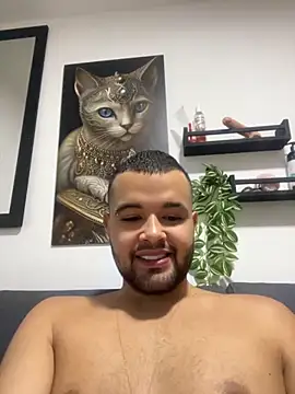 Snapshot of MattMeness chatting on October 5, 9:22 am MattMeness online show from October 5, 9:22 am