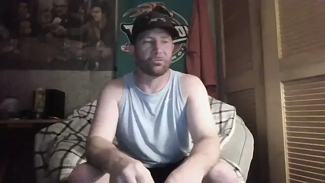 Snapshot of Edward_LongCock chatting on July 4, 6:20 am Edward LongCock online show from July 4, 6:20 am