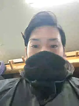 Snapshot of da--------i chatting on January 23, 6:39 am da--------i online show from January 23, 6:39 am