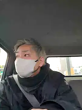 Snapshot of da--------i chatting on February 23, 8:06 am da--------i online show from February 23, 8:06 am