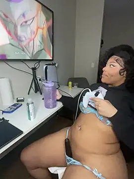 Snapshot of dvtbvby chatting on March 3, 8:43 pm dvtbvby online show from March 3, 8:43 pm