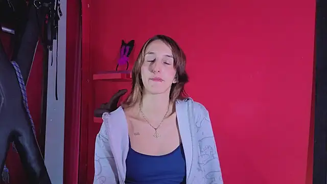 Ambar Roux  online show from November 14, 1:48 pm