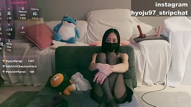 hyoju97 online show from March 1, 8:42 pm