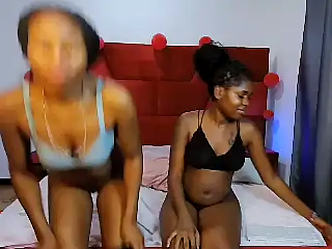 Snapshot of _dreamboat_ chatting on February 22, 7:25 pm  dreamboat  online show from February 22, 7:25 pm