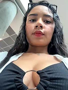 Snapshot of _Luana chatting on October 28, 7:57 pm Luana online show from October 28, 7:57 pm