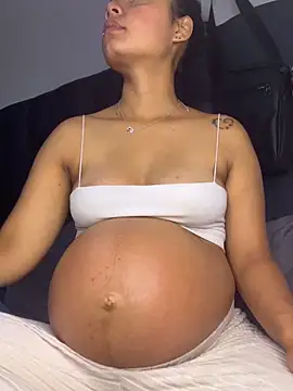 Snapshot of _Luana chatting on February 28, 1:38 am Luana online show from February 28, 1:38 am