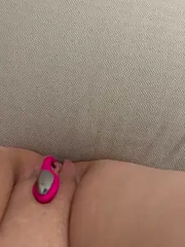 luisa1 online show from April 2, 7:53 pm