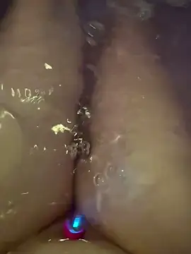 luisa1 online show from April 21, 6:47 pm