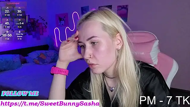 Bunny  of love online show from November 4, 6:33 pm