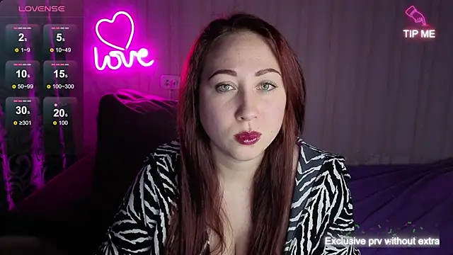 KellyCrystall online show from September 28, 9:16 am