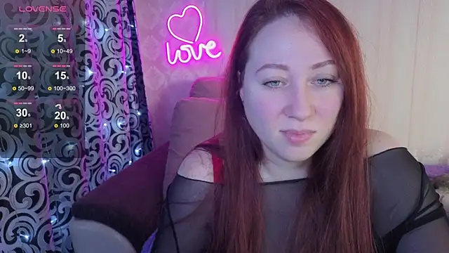 KellyCrystall online show from December 21, 7:21 am