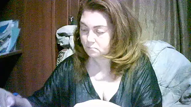 Snapshot of Madame-Butterfly chatting on November 16, 7:07 pm Madame-Butterfly online show from November 16, 7:07 pm