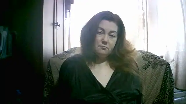 Snapshot of Madame-Butterfly chatting on October 17, 4:38 am Madame-Butterfly online show from October 17, 4:38 am