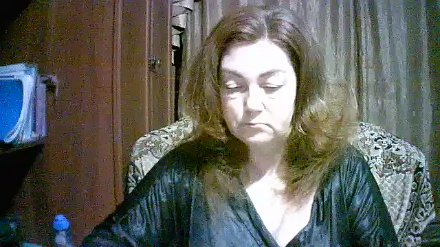 Snapshot of Madame-Butterfly chatting on October 16, 2:14 pm Madame-Butterfly online show from October 16, 2:14 pm