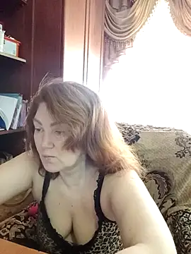 Snapshot of Madame-Butterfly chatting on March 23, 6:26 am Madame-Butterfly online show from March 23, 6:26 am