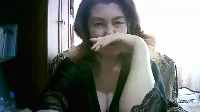 Snapshot of Madame-Butterfly chatting on September 20, 11:04 am Madame-Butterfly online show from September 20, 11:04 am