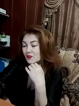 Snapshot of Madame-Butterfly chatting on January 13, 7:20 pm Madame-Butterfly online show from January 13, 7:20 pm