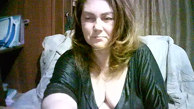 Snapshot of Madame-Butterfly chatting on November 11, 6:25 pm Madame-Butterfly online show from November 11, 6:25 pm