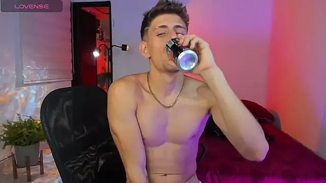 Jasperjoness online show from November 7, 5:45 am