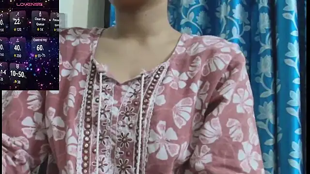 Snapshot of Reika_01 chatting on July 28, 1:35 am Reika 01 online show from July 28, 1:35 am