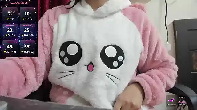 Reika 01 online show from December 3, 7:46 pm