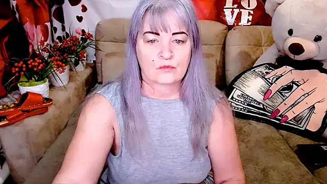 Snapshot of SiberiabBerry chatting on February 28, 2:33 am SiberiabBerry online show from February 28, 2:33 am