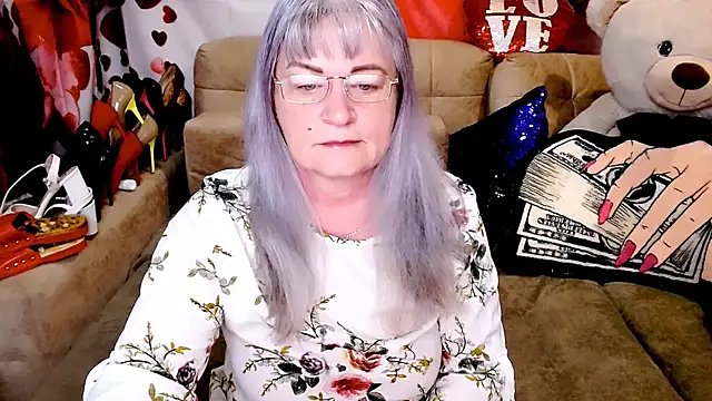 SiberiabBerry online show from April 3, 10:05 pm