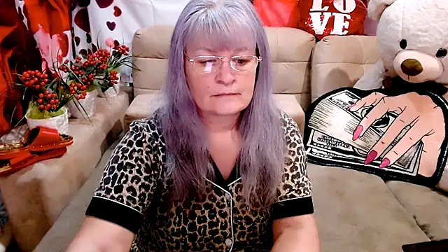 Snapshot of SiberiabBerry chatting on March 1, 3:23 pm SiberiabBerry online show from March 1, 3:23 pm