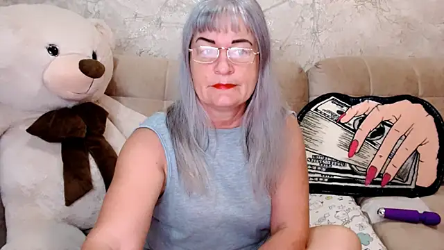 Snapshot of SiberiabBerry chatting on November 8, 3:54 am SiberiabBerry online show from November 8, 3:54 am