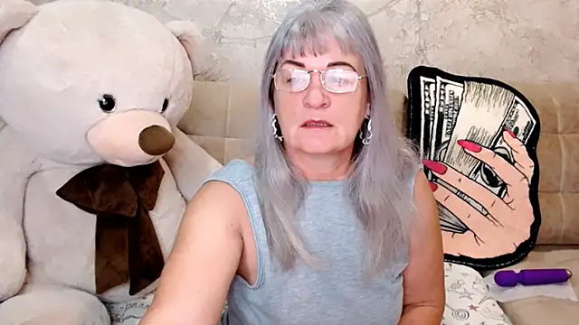 Snapshot of SiberiabBerry chatting on November 3, 11:08 pm SiberiabBerry online show from November 3, 11:08 pm