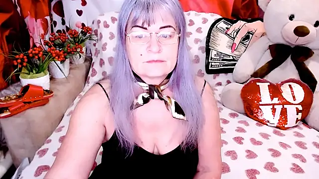 Snapshot of SiberiabBerry chatting on February 18, 1:47 am SiberiabBerry online show from February 18, 1:47 am