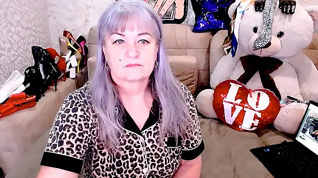 Snapshot of SiberiabBerry chatting on February 5, 2:29 am SiberiabBerry online show from February 5, 2:29 am