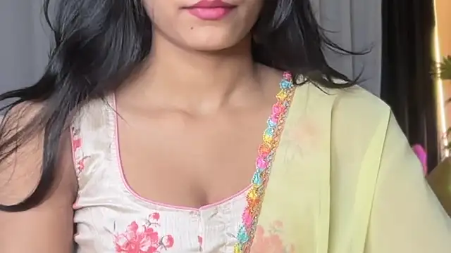 Snapshot of sexy_m23 chatting on November 15, 6:23 pm sexy m23 online show from November 15, 6:23 pm