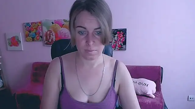 Hot Milady online show from March 6, 8:09 am