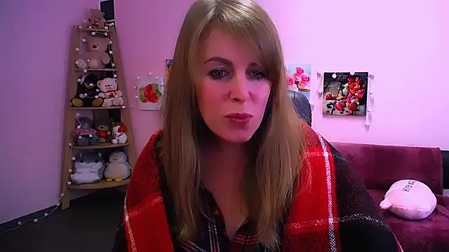 Hot Milady online show from February 13, 8:47 am