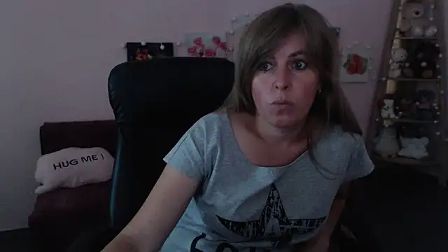 Hot Milady online show from June 26, 7:14 am