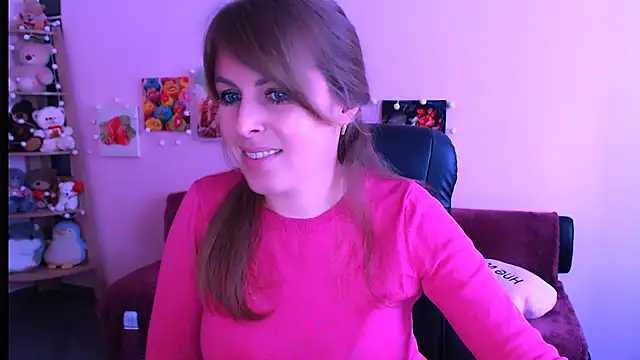 Hot Milady online show from March 12, 8:18 am