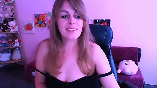 Hot Milady online show from March 20, 8:48 am