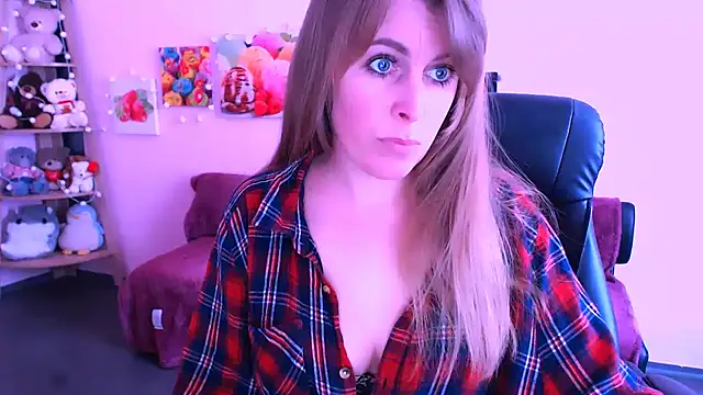 Hot Milady online show from April 14, 7:57 am