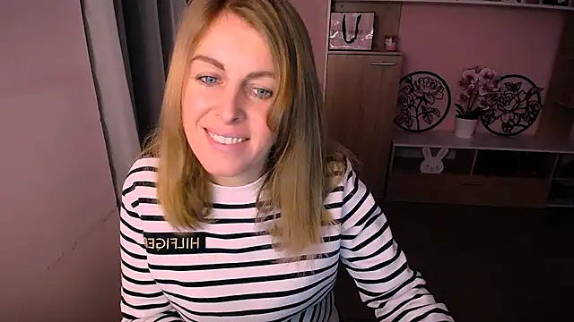 Hot Milady online show from January 20, 8:19 am