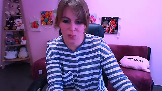 Hot Milady online show from March 4, 8:11 am