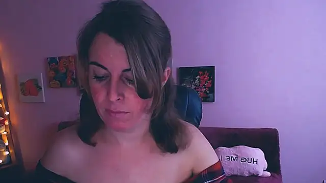 Hot Milady online show from February 4, 7:29 am