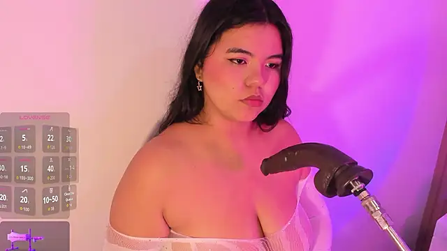 klhoe boobs online show from March 11, 4:17 am
