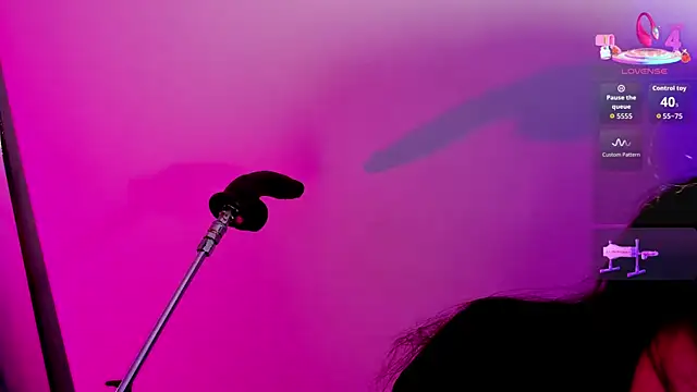 klhoe boobs online show from April 23, 3:57 am