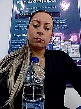 Katalina S3xy online show from January 10, 1:06 pm