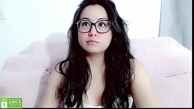 Snapshot of mariana_katto chatting on July 6, 5:48 pm mariana katto online show from July 6, 5:48 pm