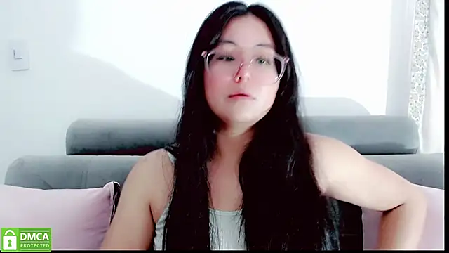 Snapshot of mariana_katto chatting on November 6, 7:07 pm mariana katto online show from November 6, 7:07 pm