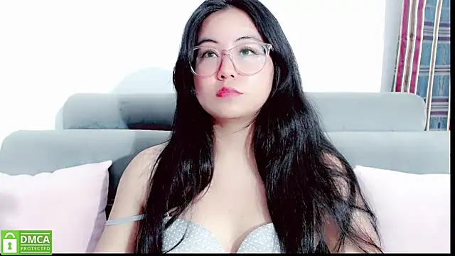 Snapshot of mariana_katto chatting on December 16, 7:07 pm mariana katto online show from December 16, 7:07 pm