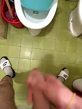 Snapshot of Miky_21 chatting on September 15, 6:03 am Miky 21 online show from September 15, 6:03 am